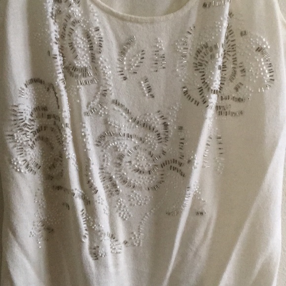 Adrienne vittadini SAKS FIFTH ABENUE beaded tank - Picture 3 of 7